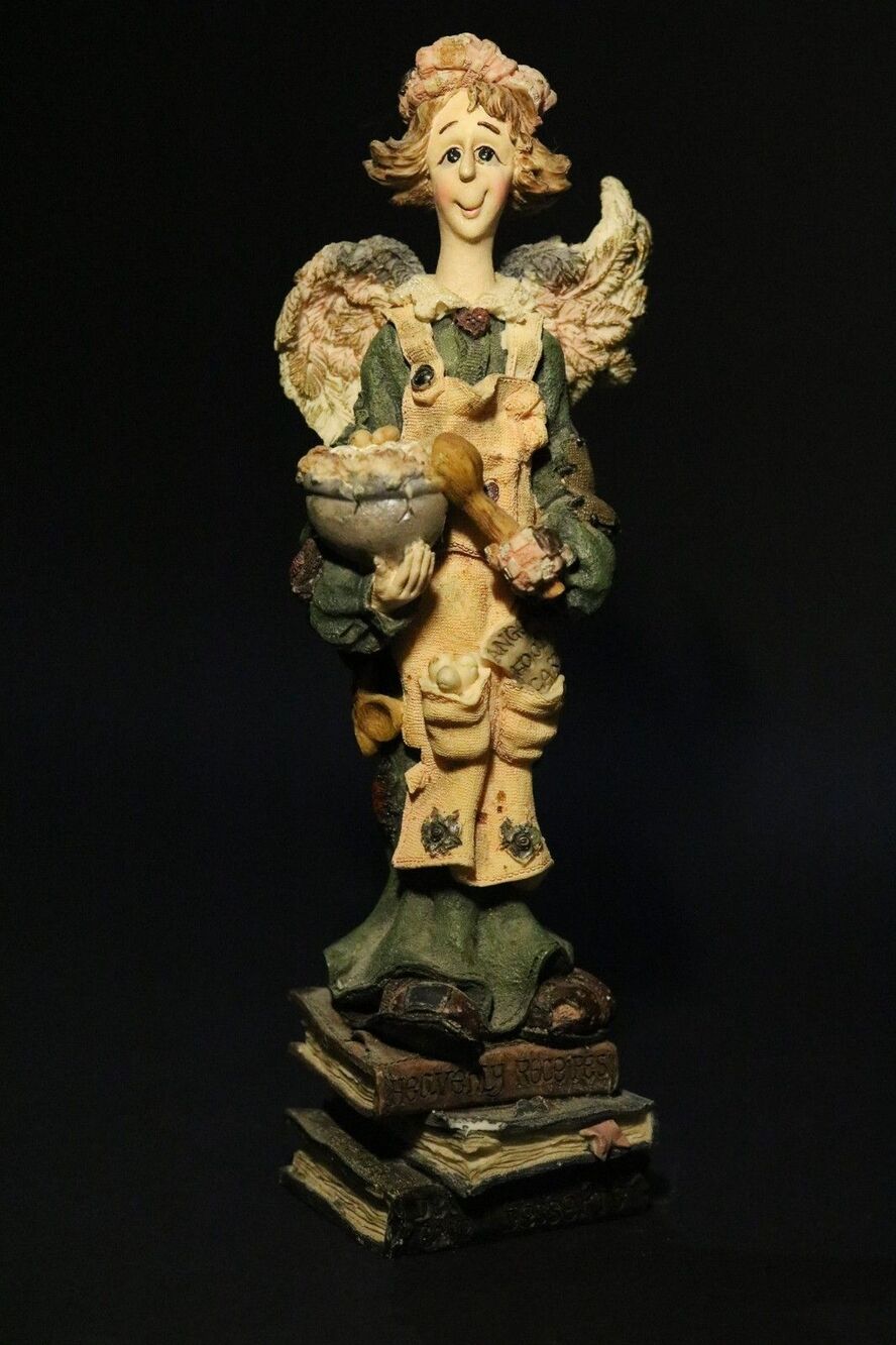 Boyds Bears and Friends "Florence ... the Kitchen Angel"
